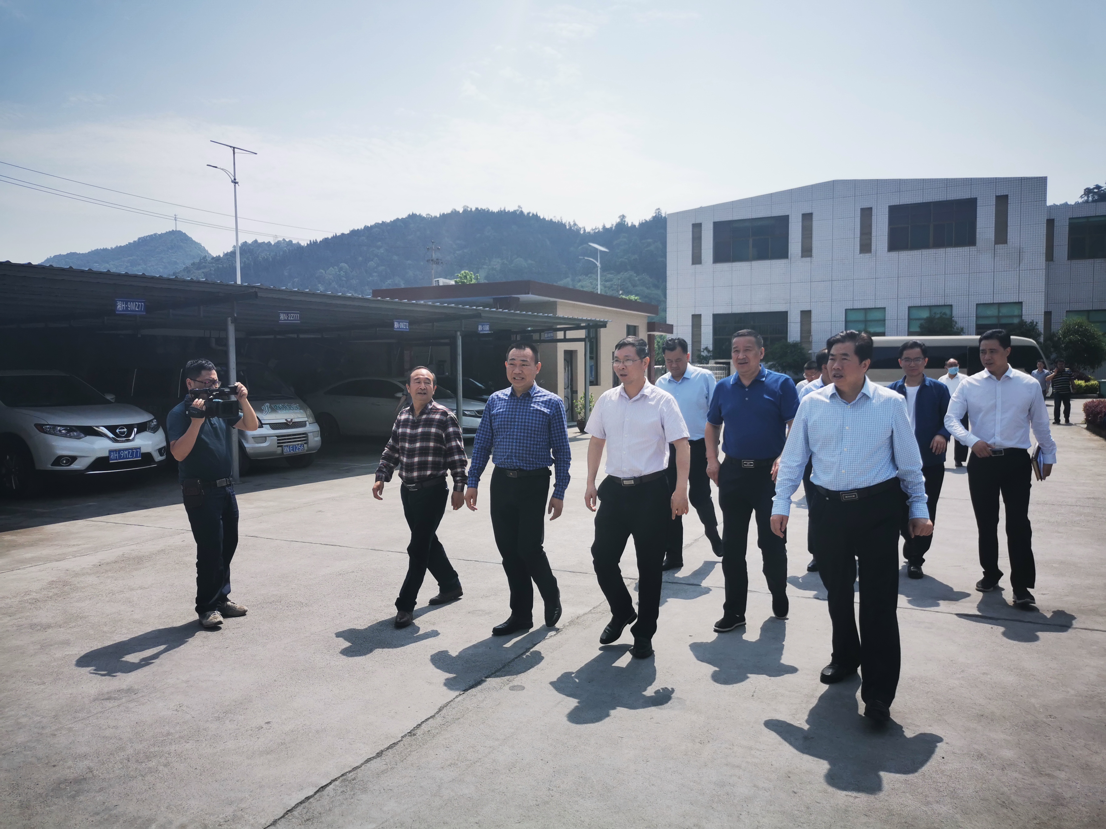 “萬(wàn)企大走訪 同心促發(fā)展” 懷化市市委副書(shū)記陳恢清一行蒞臨我司調(diào)研指導(dǎo)工作